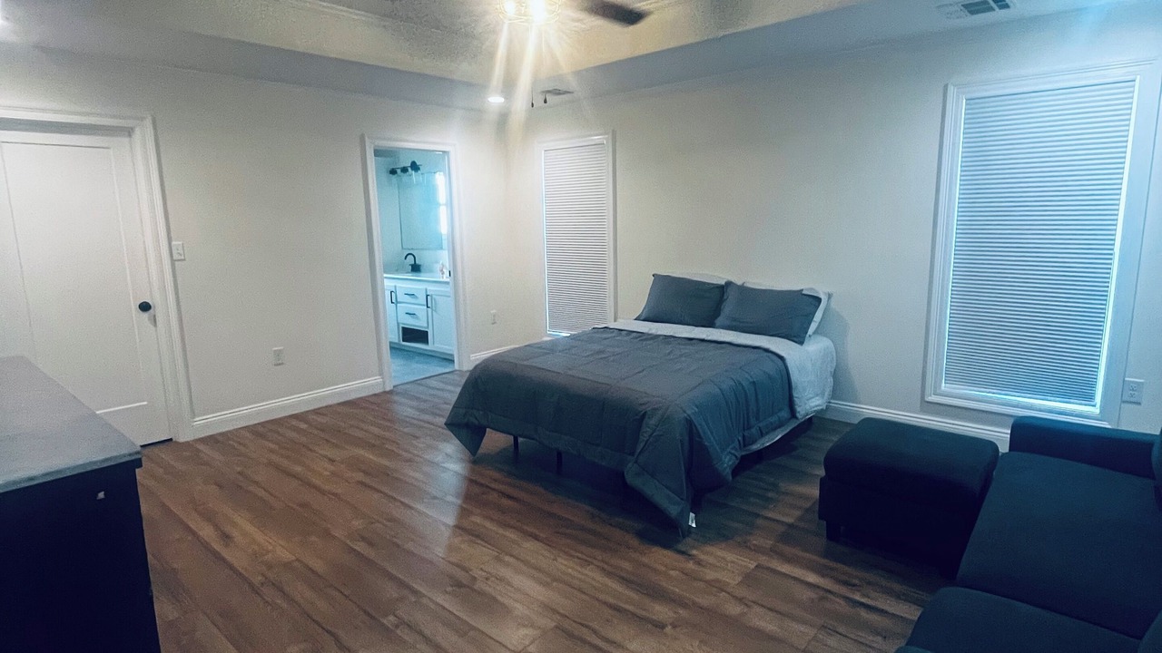 Photo of Bedroom in Leesville