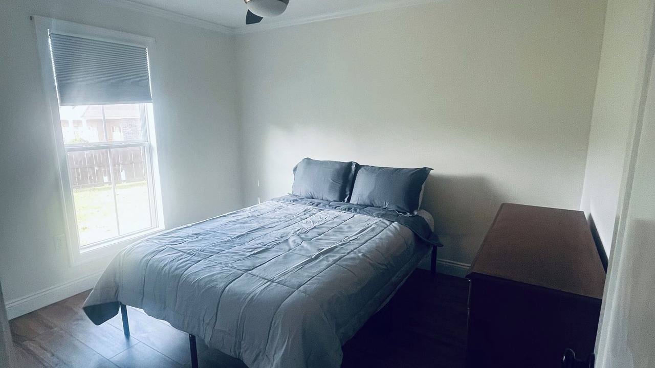 Photo of Bedroom in Leesville