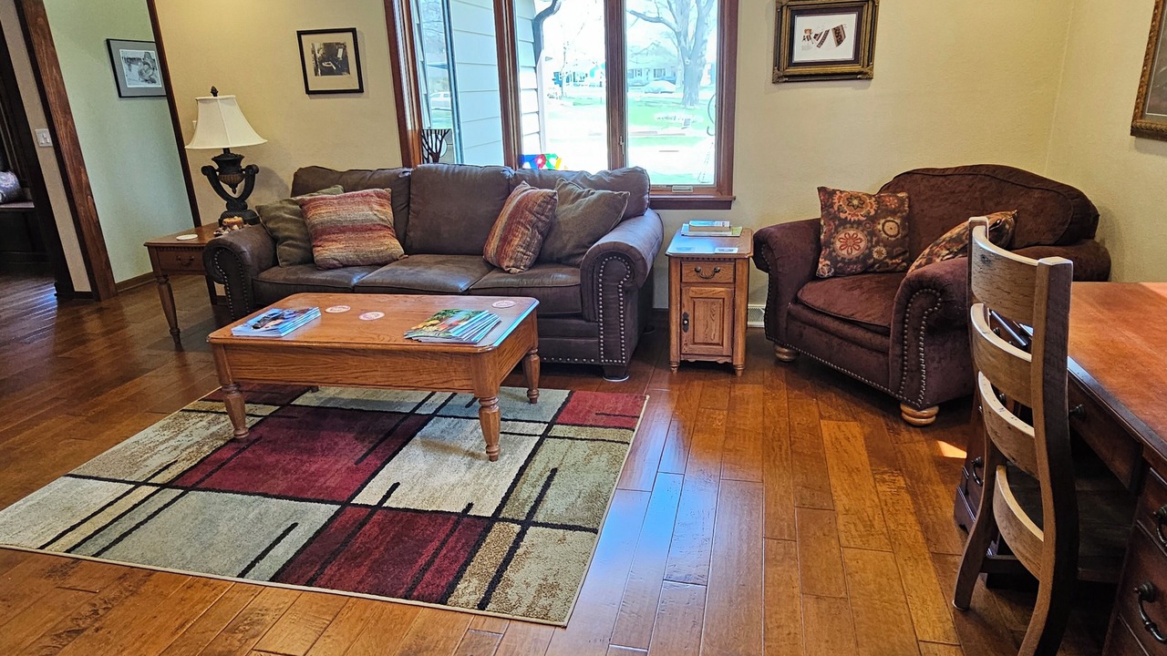 Photo of Livingroom in Ames