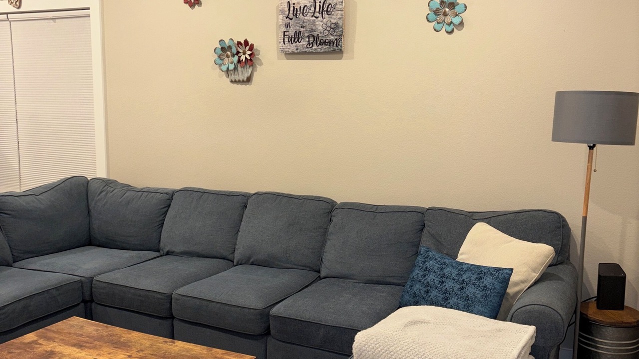 Photo of Livingroom in Sullivan