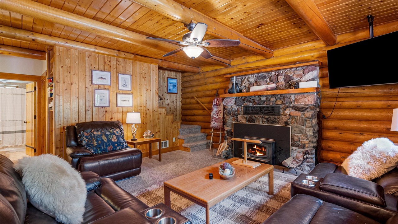 Photo of Livingroom in Darby