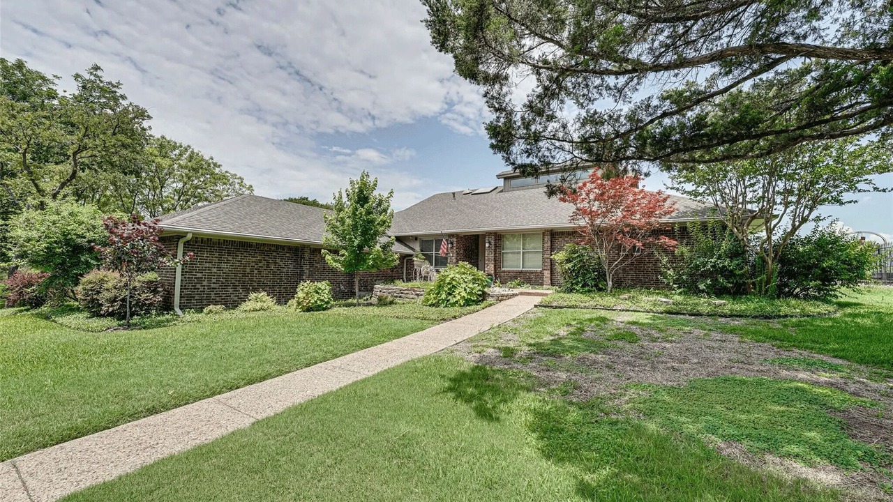 Photo of Outdoor in Heath