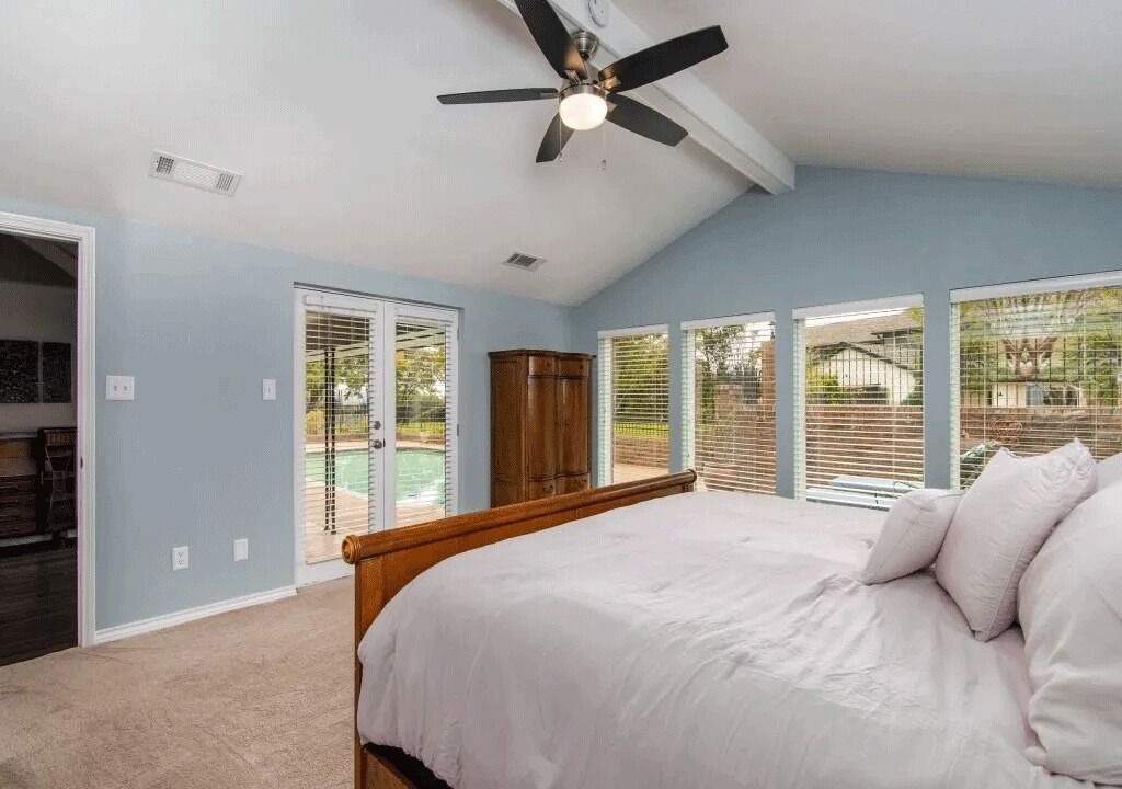 Photo of Bedroom in Heath