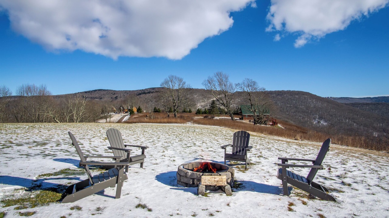 Photo of Outdoor in Mountain Base