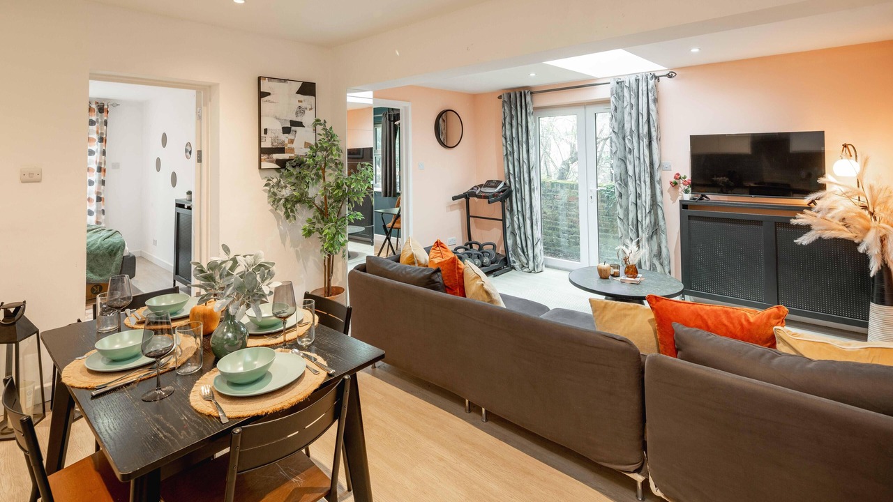 Photo of Others in Fortune Green