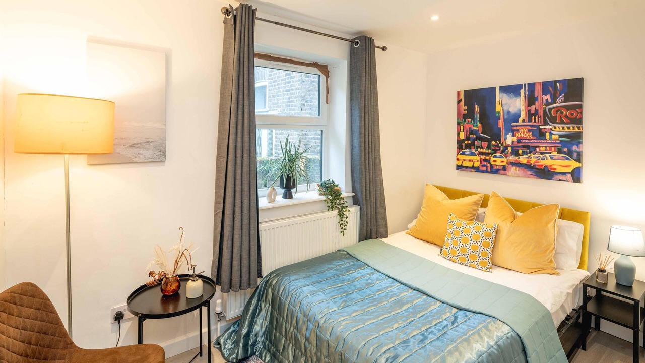 Photo of Bedroom in Fortune Green