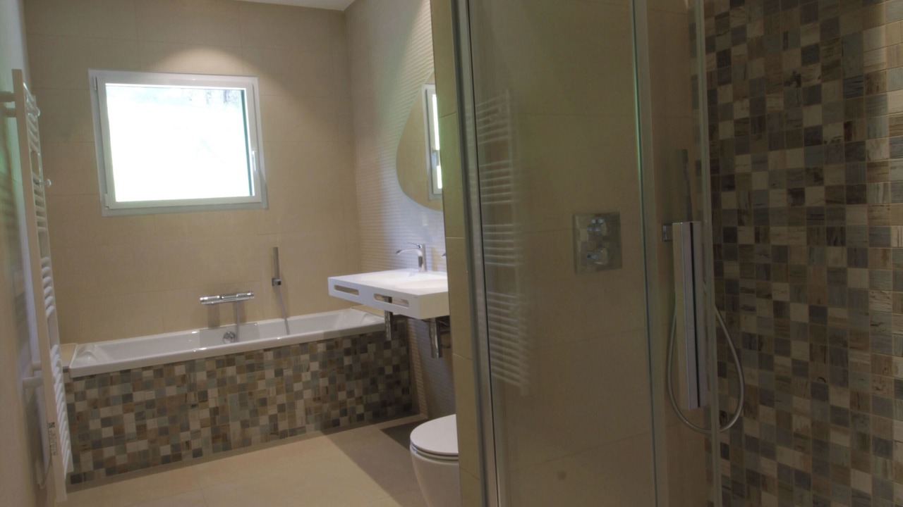 Photo of Bathroom in Le Bourget-du-Lac