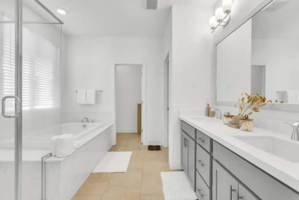 Photo of Bathroom in Elk Grove