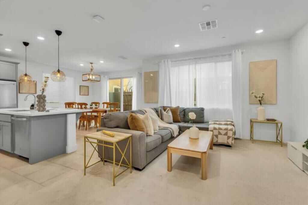 Photo of Livingroom in Elk Grove