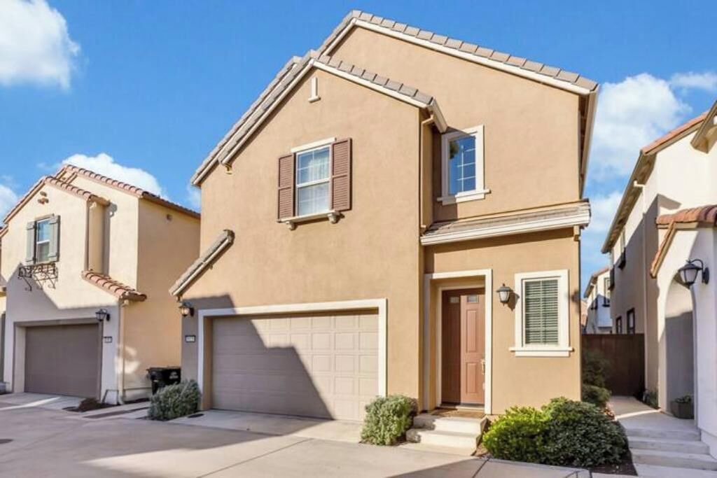 Photo of Outdoor in Elk Grove