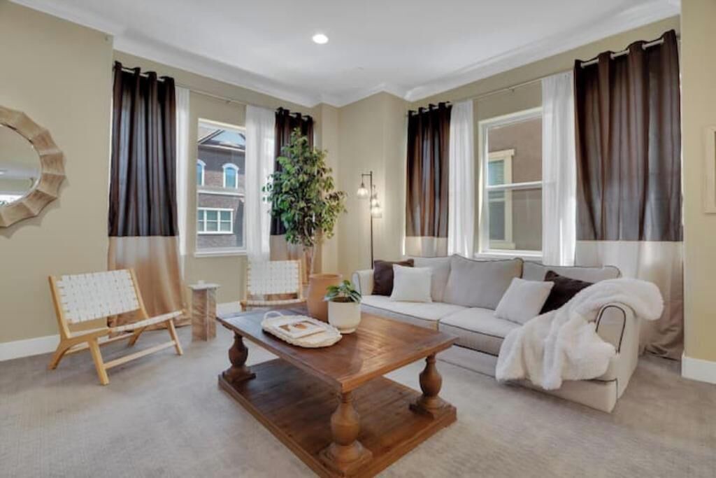 Photo of Livingroom in Pleasanton