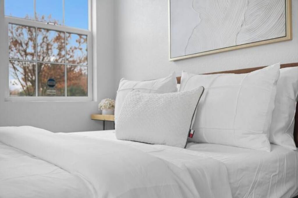 Photo of Bedroom in Natomas Creek