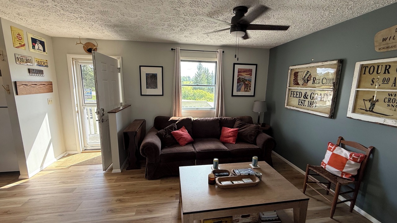 Photo of Livingroom in Davis