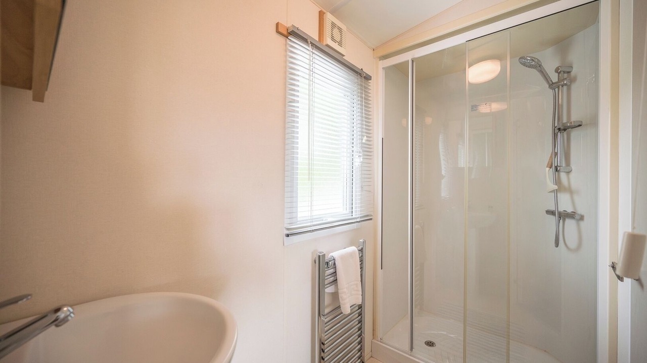 Photo of Bathroom in Pakefield