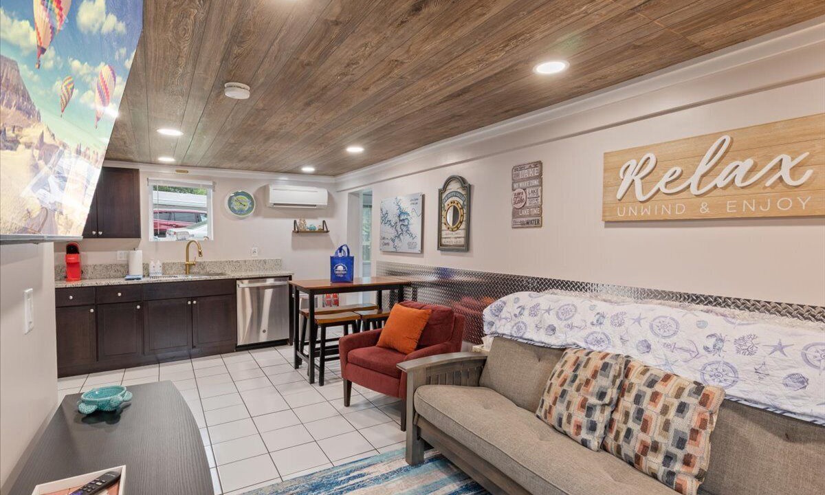 Photo of Livingroom in McColley