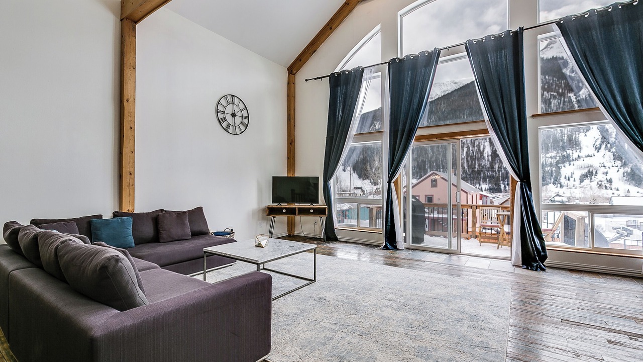 Photo of Livingroom in Silverton
