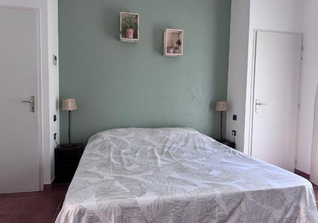Photo of Bedroom in Thuir