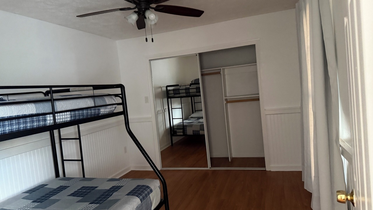 Photo of Bedroom in Old Homosassa