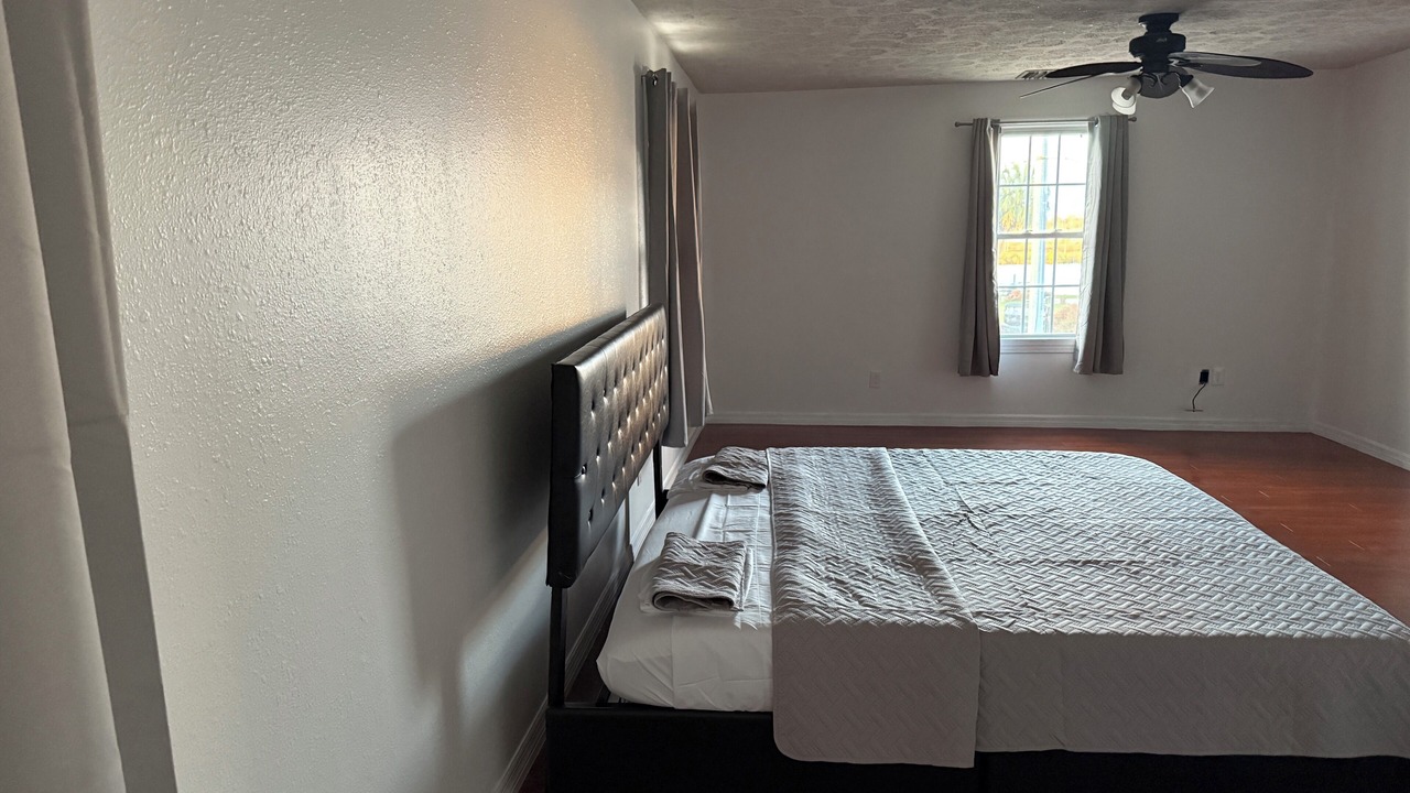 Photo of Bedroom in Old Homosassa