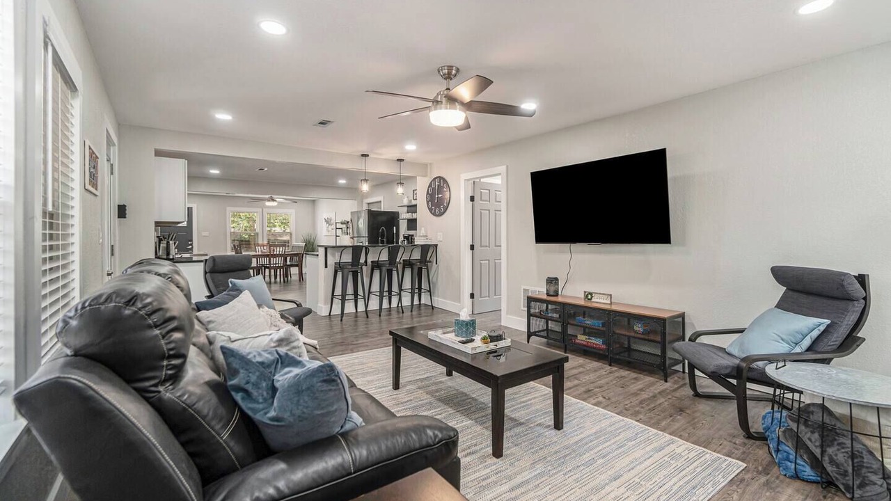 Photo of Livingroom in Grandview