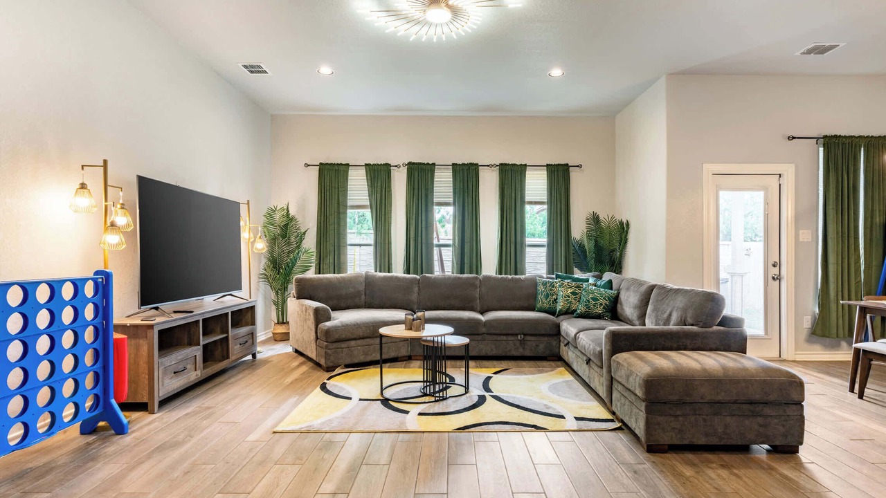 Photo of Livingroom in Medina Valley