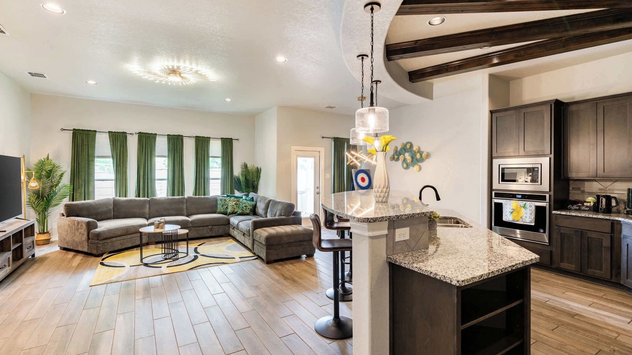 Photo of Livingroom in Medina Valley