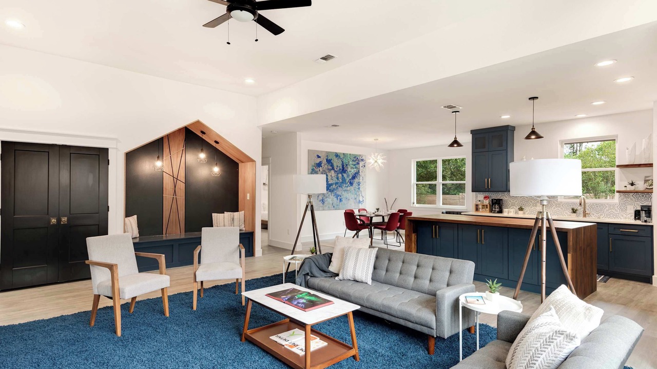 Photo of Livingroom in Lexington