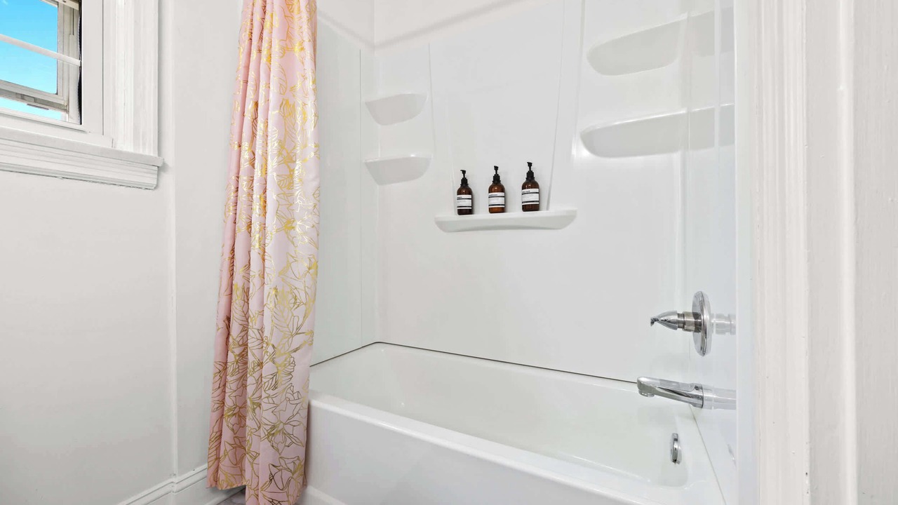 Photo of Bathroom in Audubon