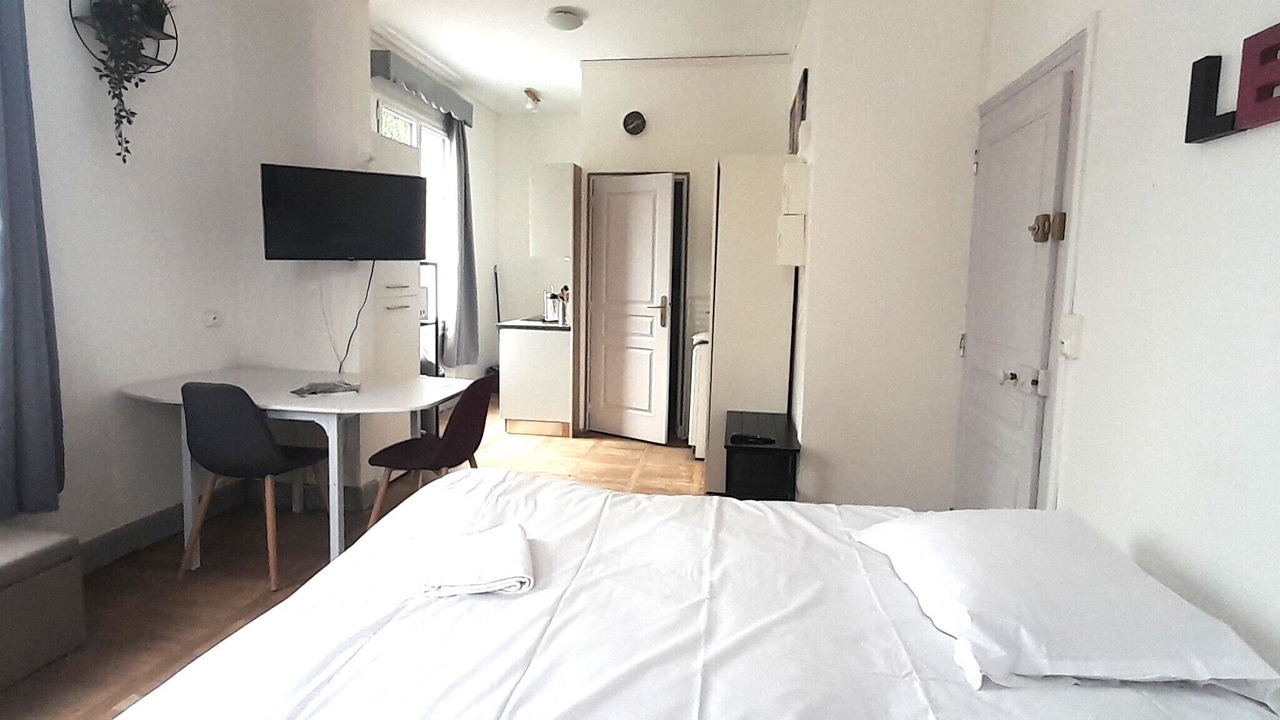 Photo of Bedroom in Azay-le-Rideau