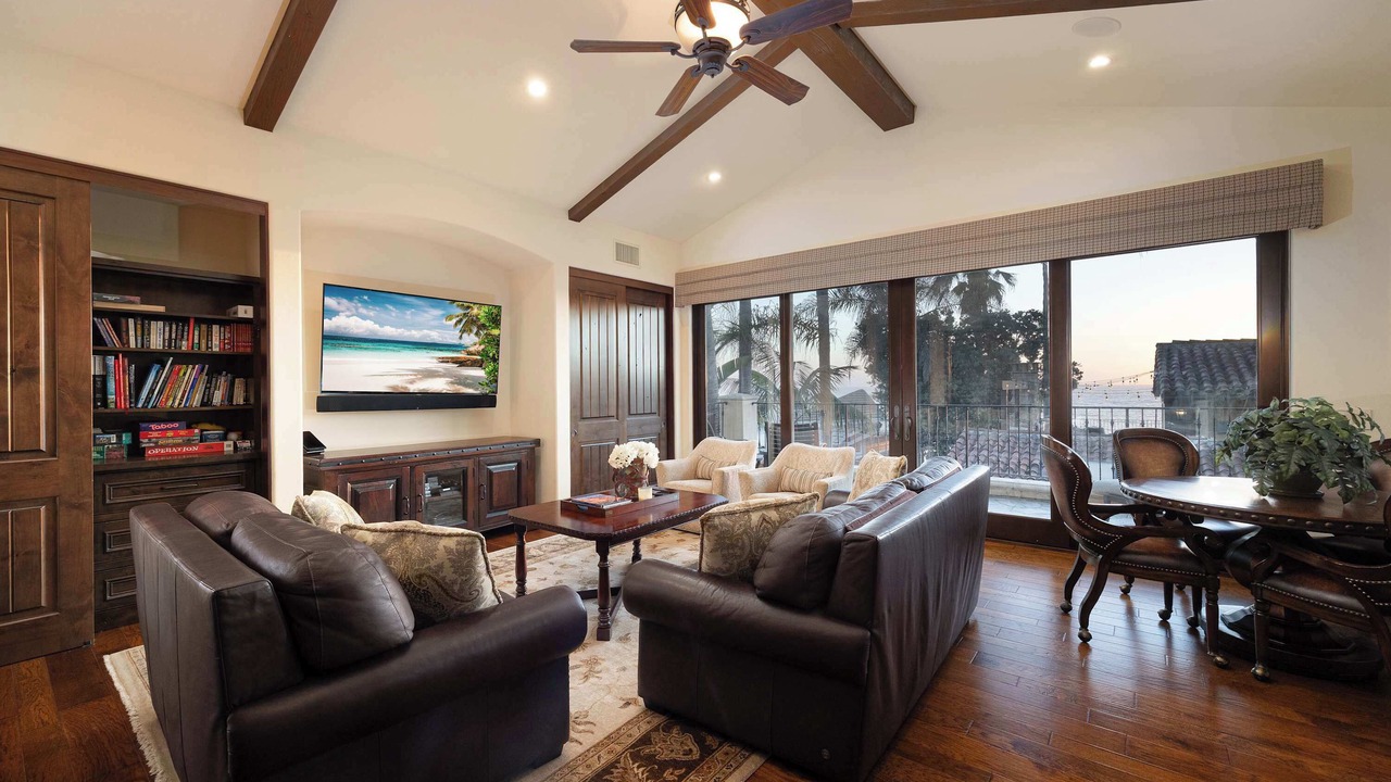 Photo of Livingroom in Sunset Cliffs