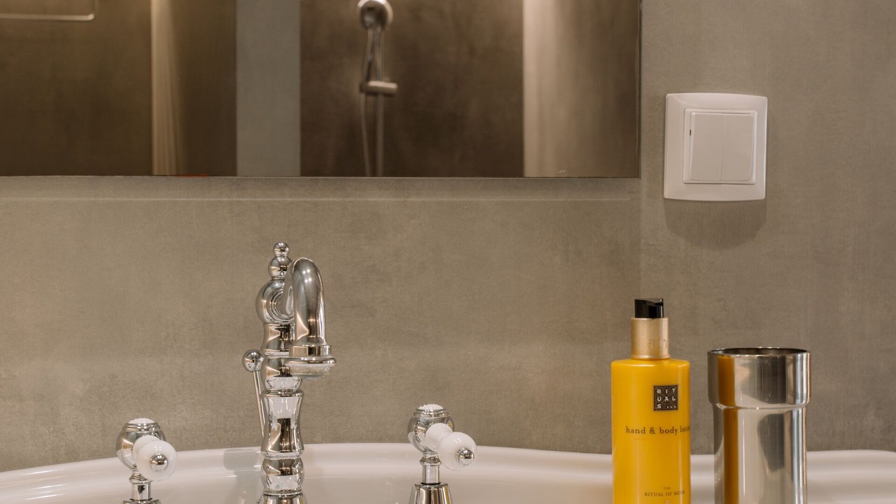 Photo of Bathroom in Old Town