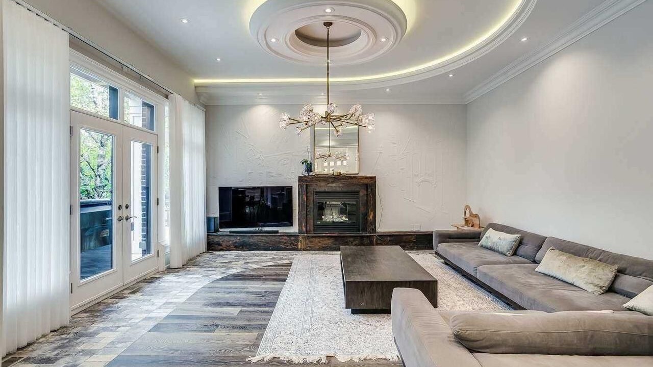 Photo of Livingroom in Richmond Hill