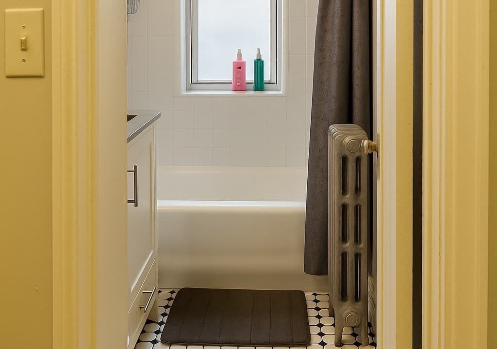 Photo of Bathroom in Hyde Park