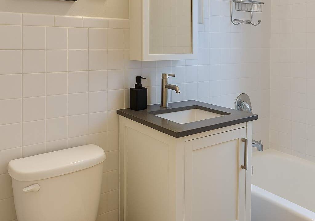 Photo of Bathroom in Hyde Park