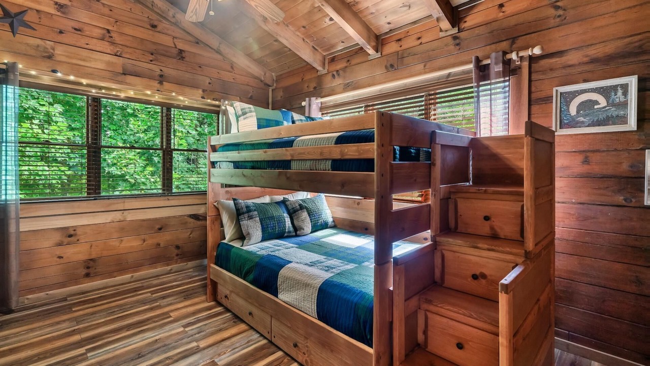 Photo of Bedroom in Cosby