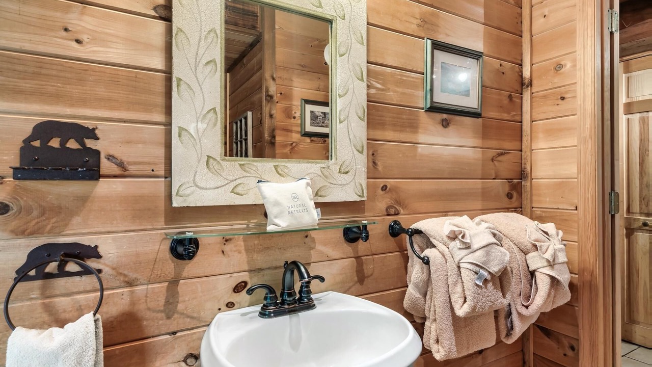 Photo of Bathroom in Cosby