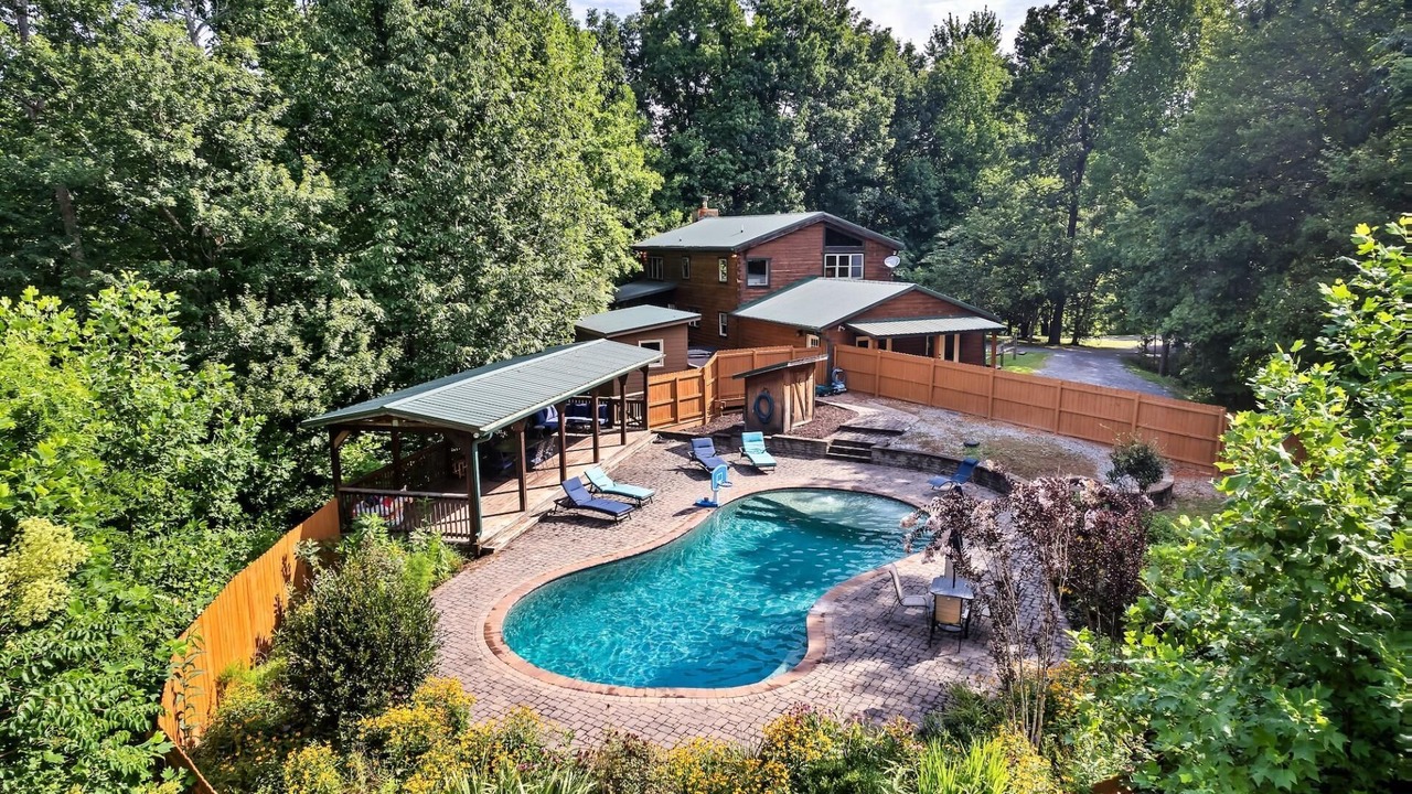 Photo of Outdoor in Cosby
