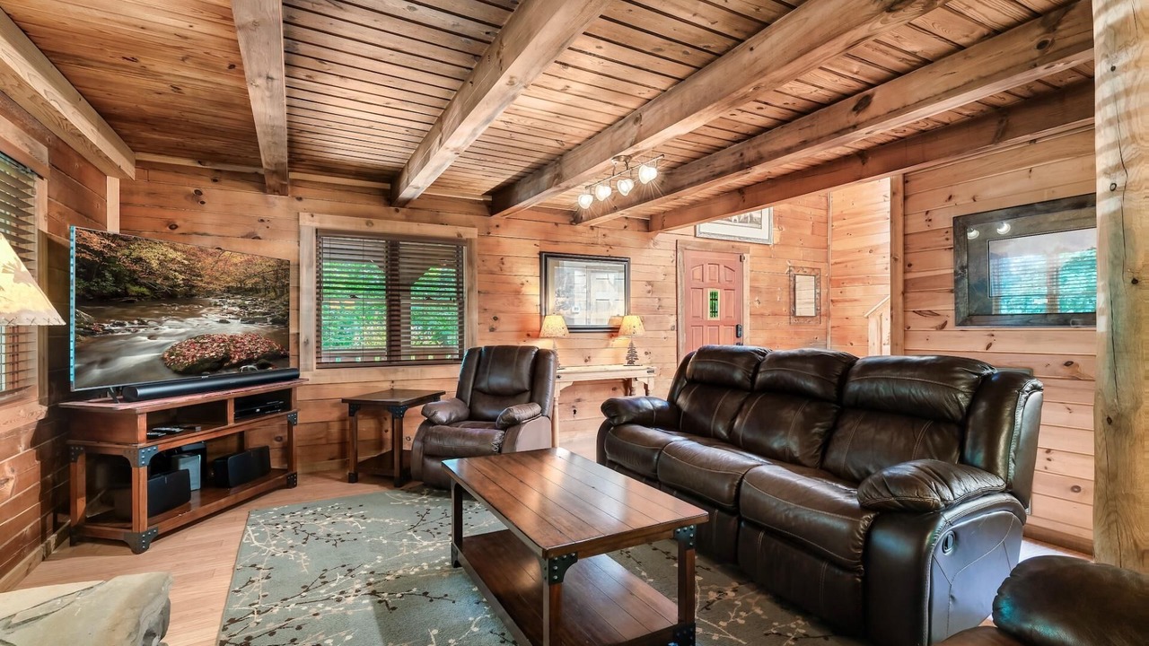 Photo of Livingroom in Cosby