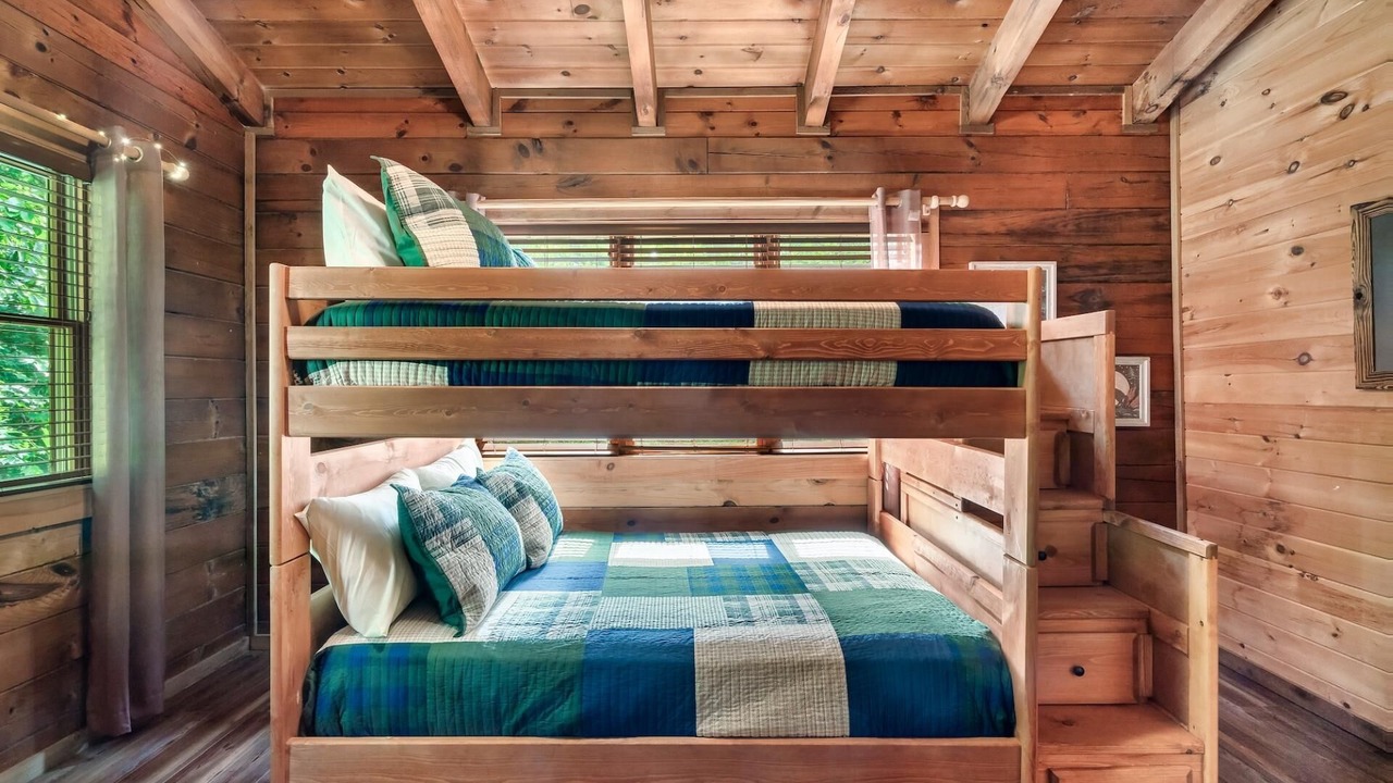 Photo of Bedroom in Cosby