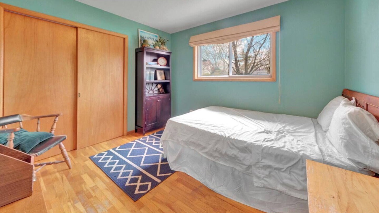 Photo of Bedroom in Urbana
