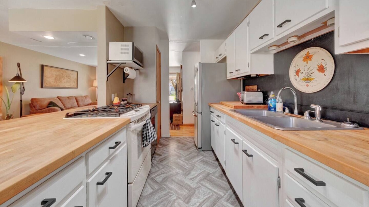 Photo of Kitchen in Urbana