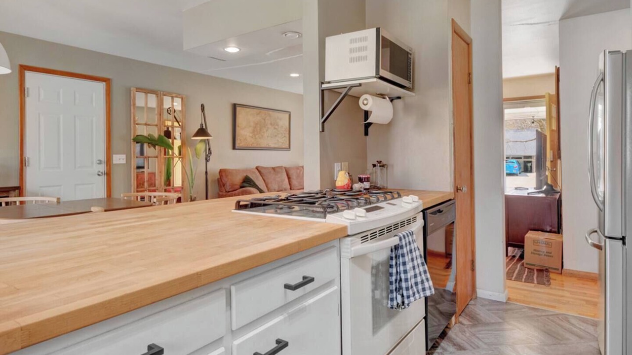 Photo of Kitchen in Urbana