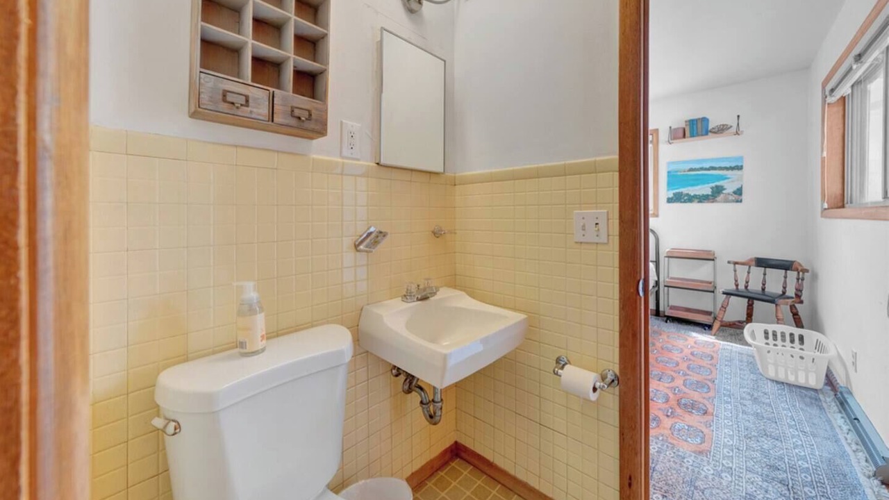 Photo of Bathroom in Urbana