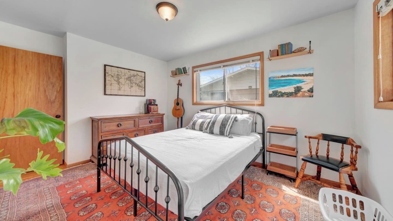 Photo of Bedroom in Urbana