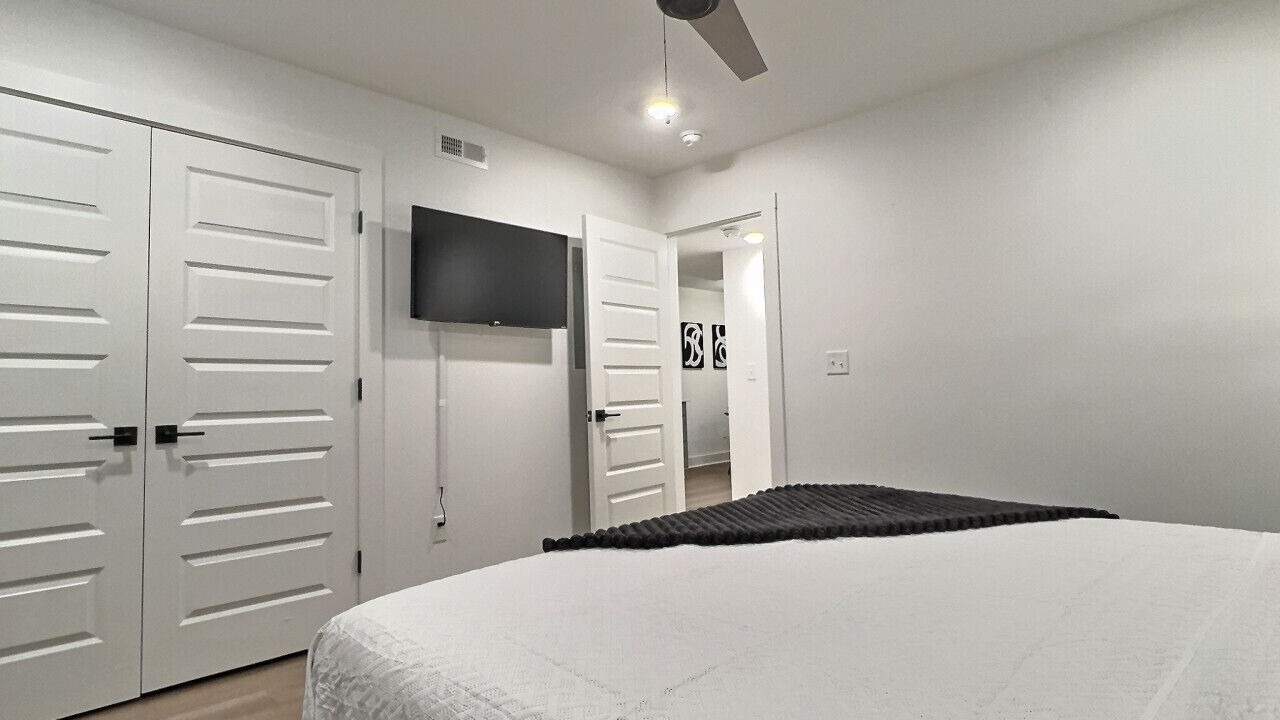 Photo of Bedroom in Redmont Park