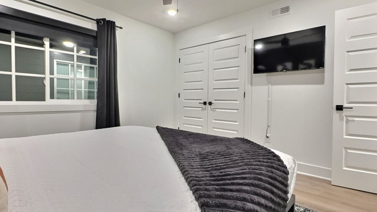 Photo of Bedroom in Redmont Park