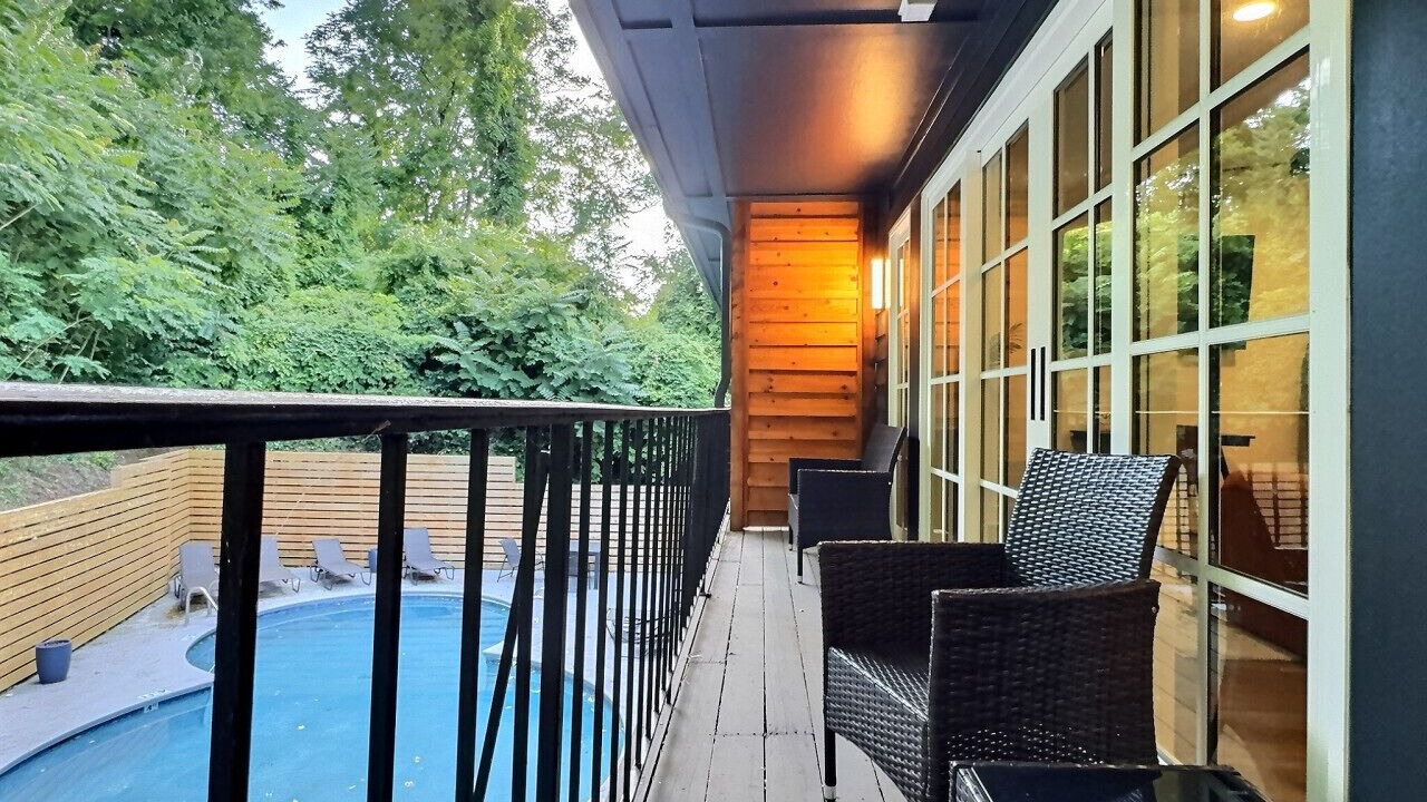 Photo of Patio Balcony in Redmont Park