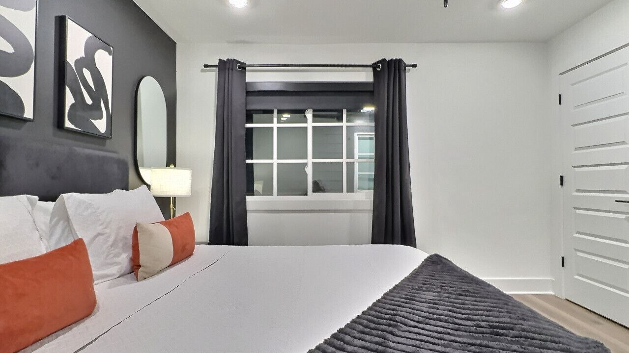 Photo of Bedroom in Redmont Park