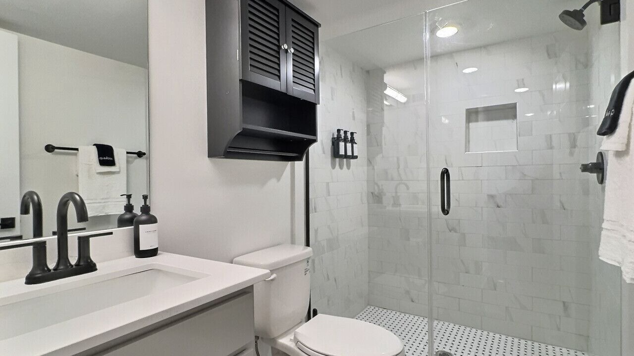 Photo of Bathroom in Redmont Park