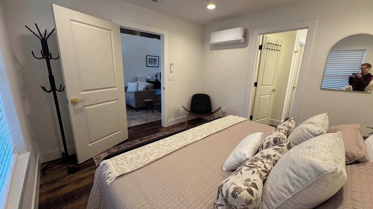 Photo of Others in Harvard